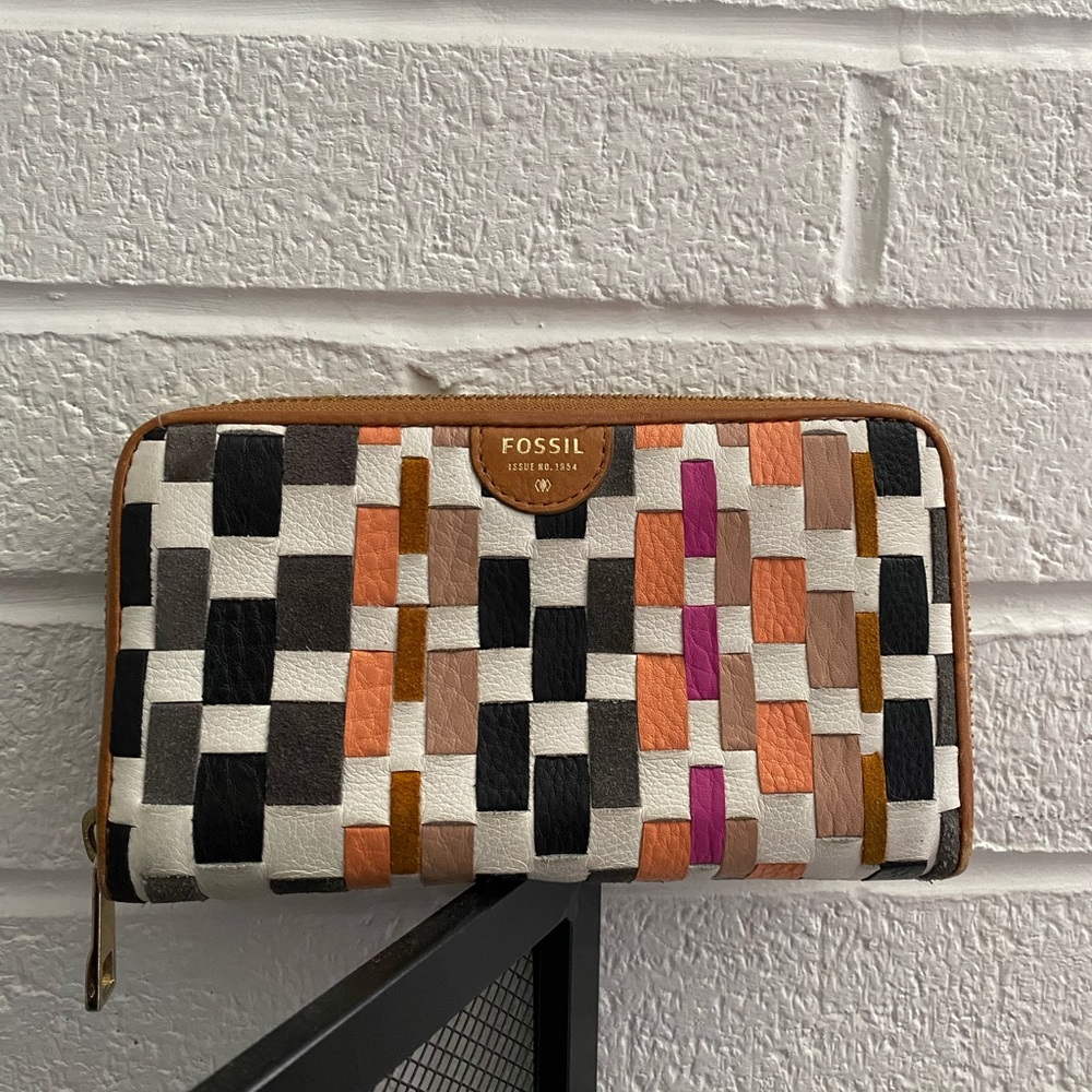 Fossil wallet